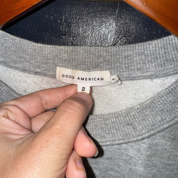 Good American Gray Leo the Lion Crewneck Boyfriend Sweatshirt Size 2 (Medium) - Picture 7 of 10